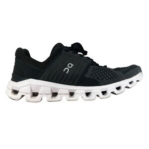 ON Cloudswift WOMENS 8.5 Running Shoes Black/Rock